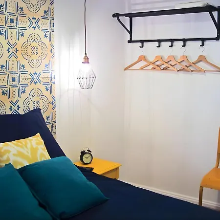 Sant'ana Mouraria 2br リスボン