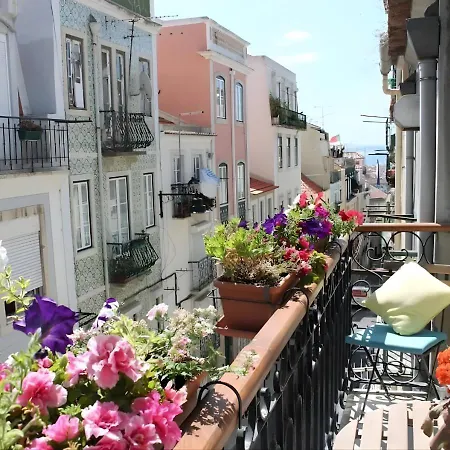 Sant'ana Mouraria 2br Appartamento *